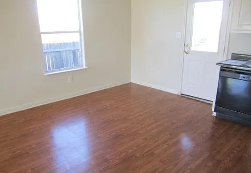 5726 Hickory Cyn — Photo 6