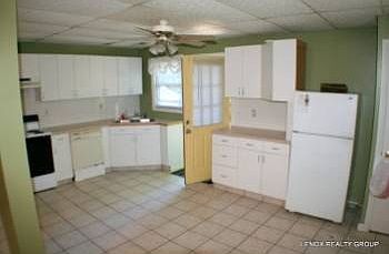 2nd image of 215 Putnam Pike