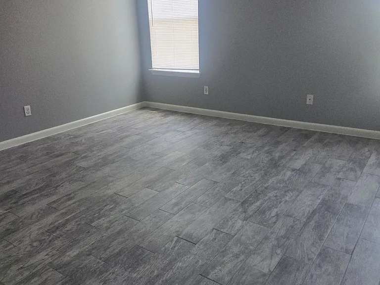 130 Quarter Ave — Photo 15