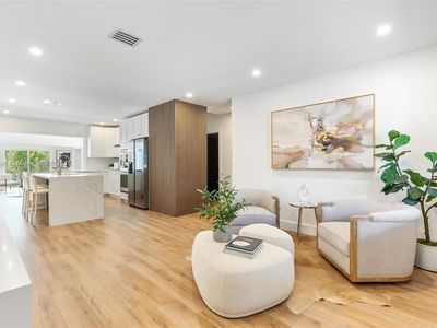 817 Tangier St, Coral Gables, FL, 33134
