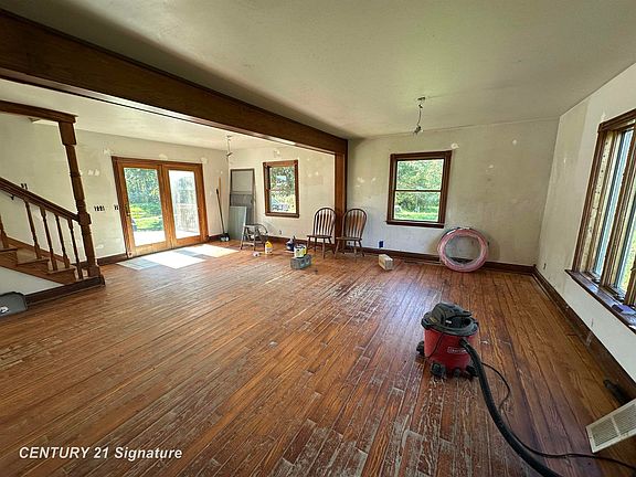 5th image of 7163 Wilson Rd