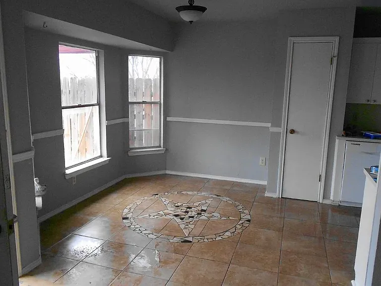 410 Saddle Dr — Photo 19