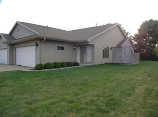 1709 Doubletree Dr, Janesville, WI 53546