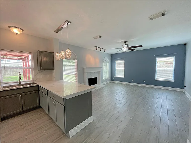 8919 Diamond Lake Ln — Photo 13