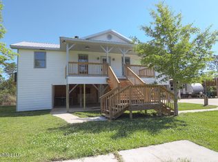 5032 Florida St, Bay Saint Louis, MS 39520