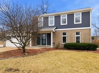 20W481 Westminster Dr, Downers Grove, IL 60516