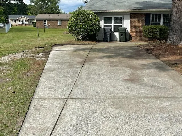 4 bed, 1593 sqft, $1,600 — Photo 2