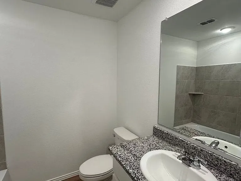 1132 Dashwood Dr — Photo 20