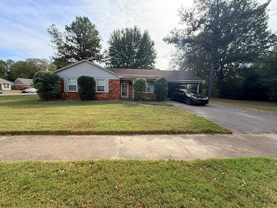 6999 Tulip Trail Dr