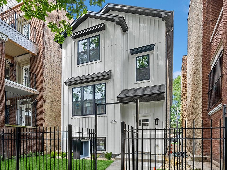 1st image of 6126 S Eberhart Ave #1