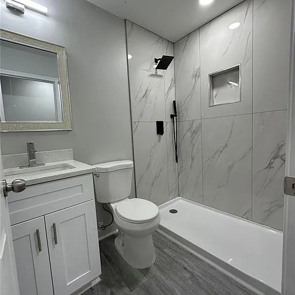 1729 W Austin Rd — Photo 4