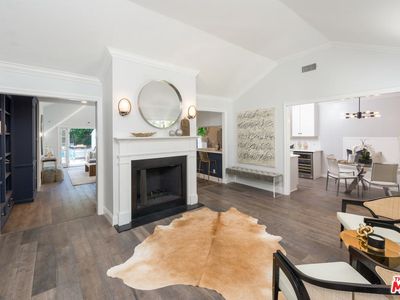 13109 Bloomfield St, Sherman Oaks, CA, 91423