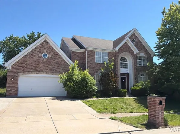 4624 Behlmann Estates Ln, Florissant, MO 63034