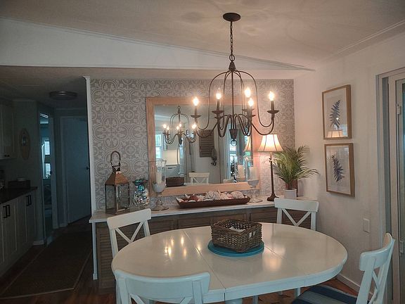 4th image of 1779 Bloom Dr #260