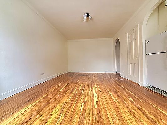 3rd image of 4816 30th Ave APT 1
