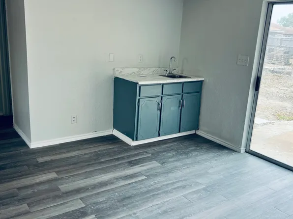 2705 N 27th St, McAllen, TX 78501