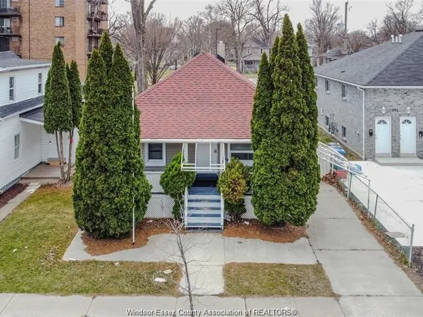 609 Saint Joseph St, Windsor, ON