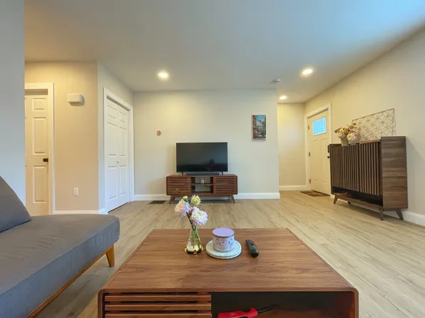 171 Dunnell Ave #2, Pawtucket, RI 02860