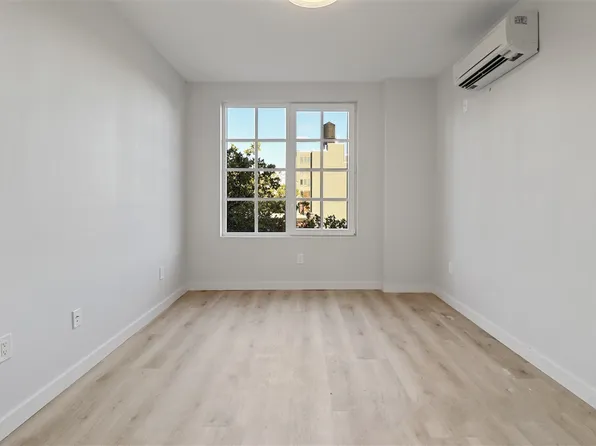 68 Gold Street image 3 of 16