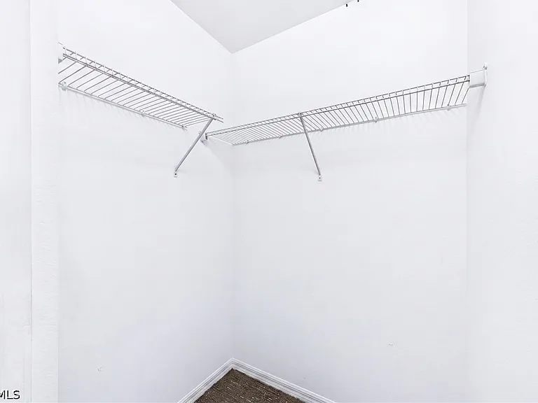 1728 NW 18th St — Photo 24