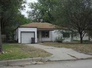 1832 N Woodrow Ave, Wichita, KS 67203