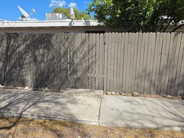 Oakwood Terrace **1 MONTH FREE MOVE IN SPECIAL — Photo 32