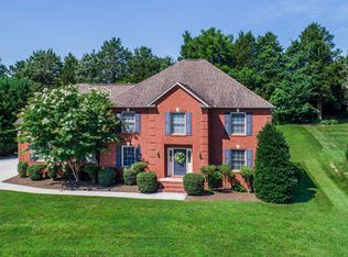 3305 Whispering Oaks Dr, Knoxville, TN 37938