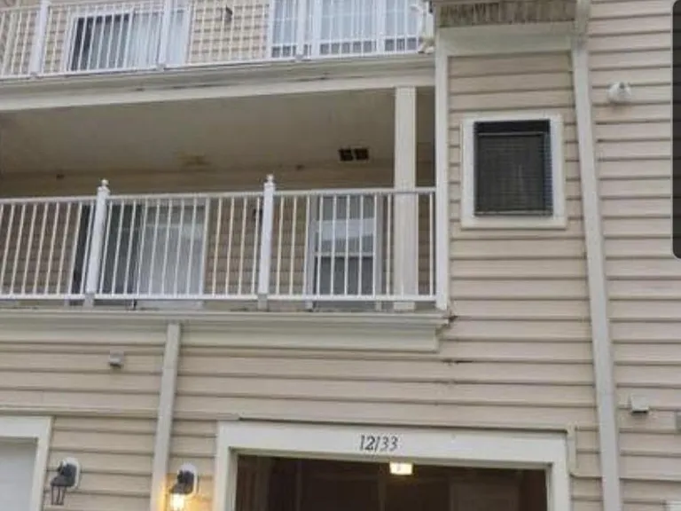 12133 Open View Ln #206 — Photo 3
