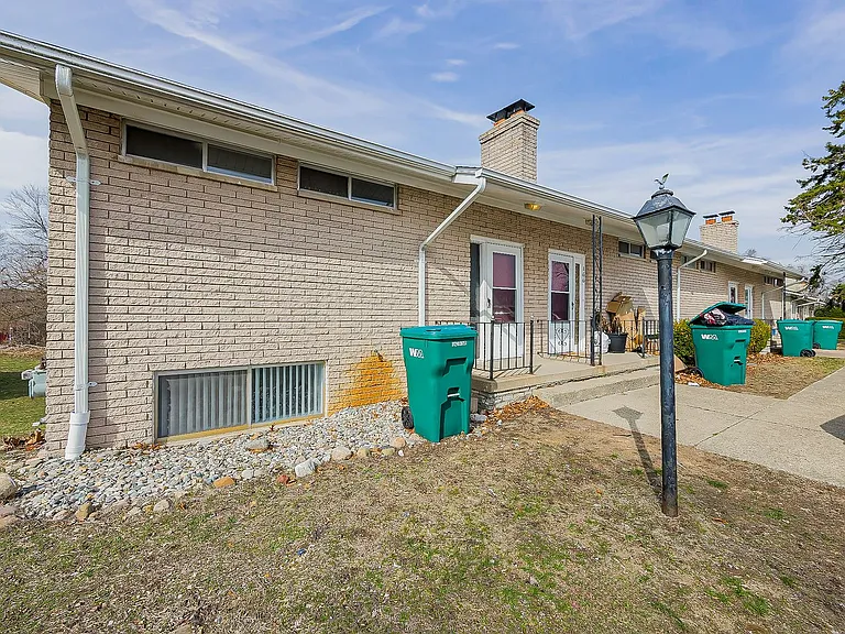 168 Summit View Ct — Photo 24