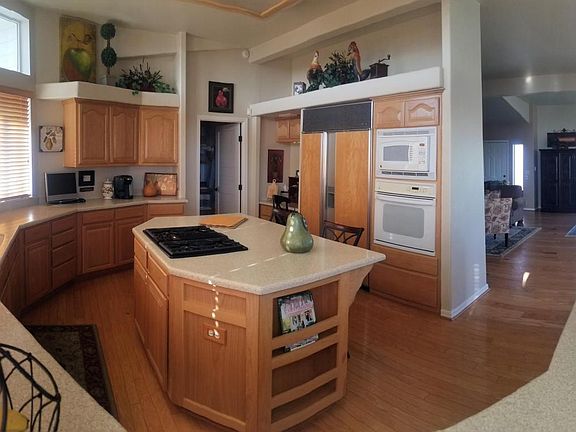 4th image of 1317 Samantha St