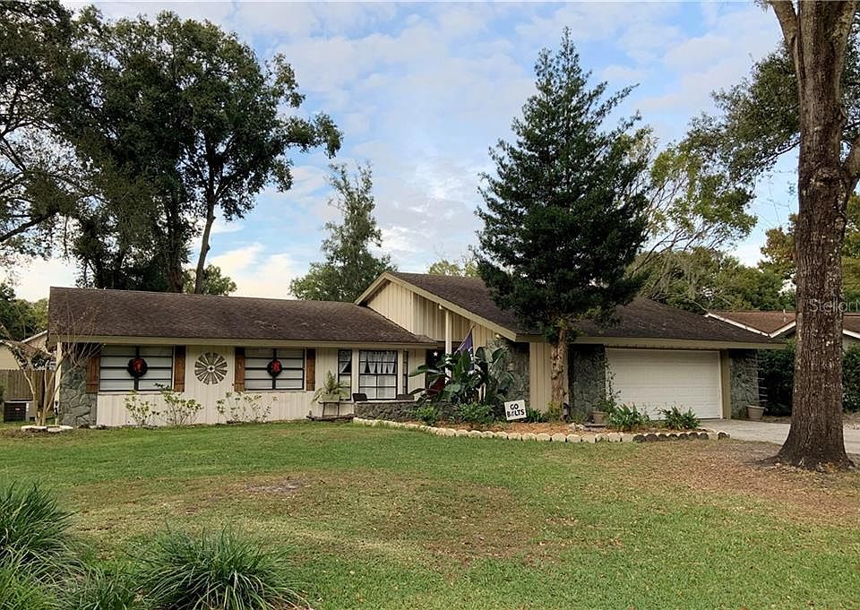 1st image of 511 Sandalwood Dr