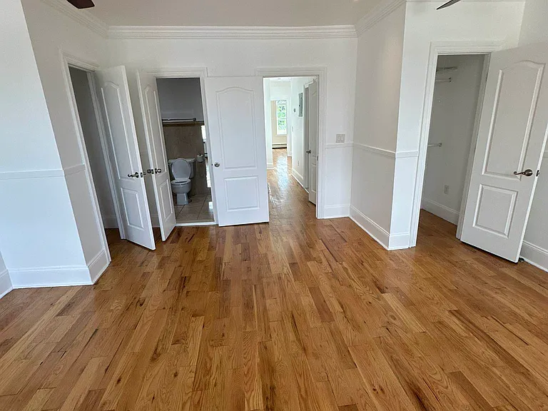 1727 E 93rd St #2 — Photo 23