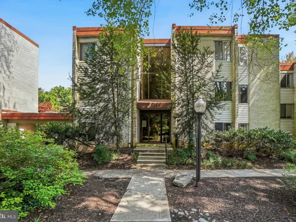 14424 Parkvale Rd #14424, Rockville, MD 20853