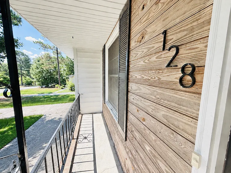 128 S Wrenwood Dr — Photo 3