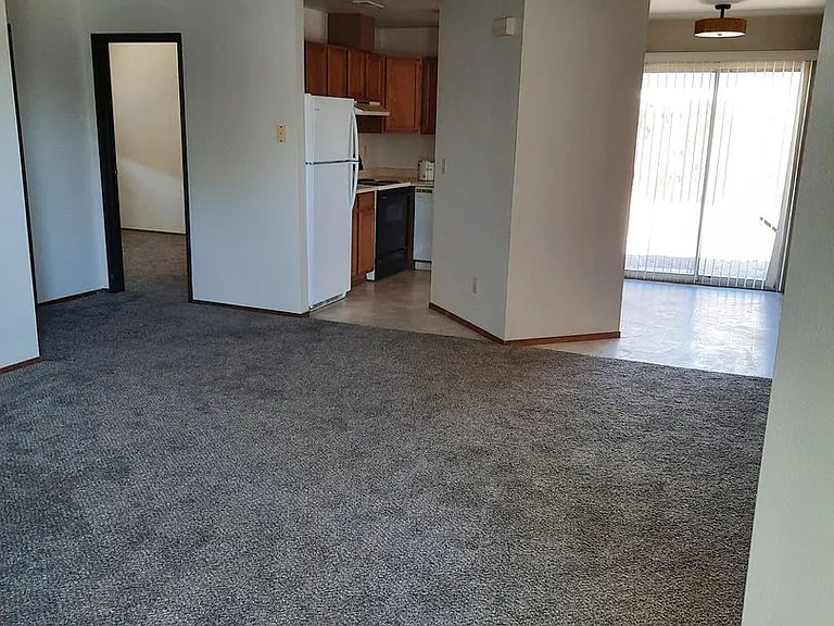 160 Curry Dr #C — Photo 2