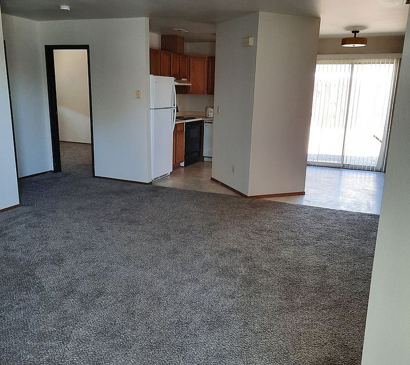 2nd image of 160 Curry Dr APT C