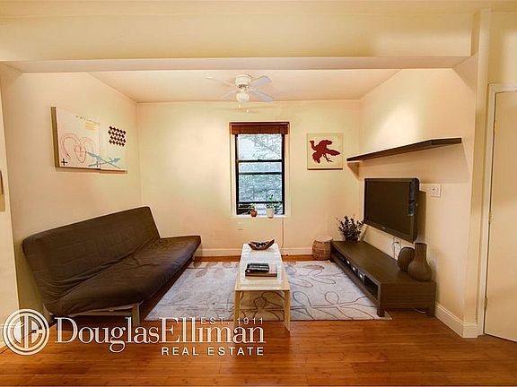 4th image of 21-00 35th St Unit 2B