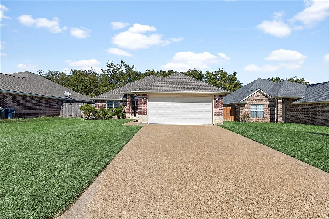 4 bed, 1546 sqft, $1,850 — Photo 1