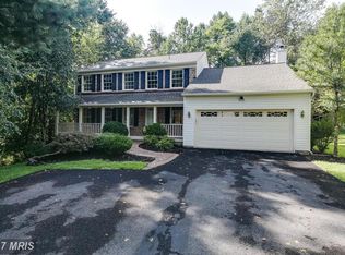 8805 Shadowlake Way, Springfield, VA 22153