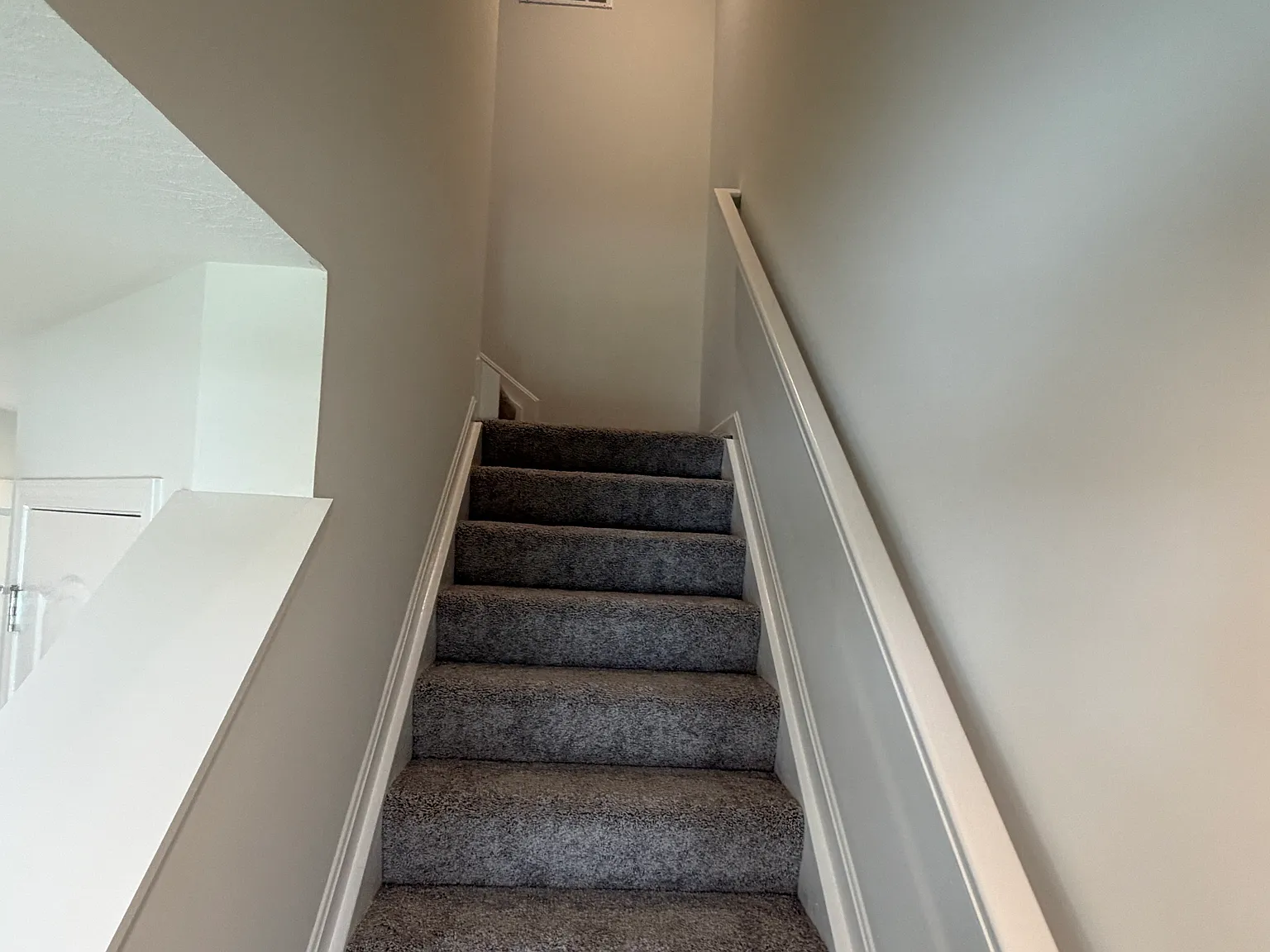 4 bed, 1911 sqft, $2,450 — Photo 4