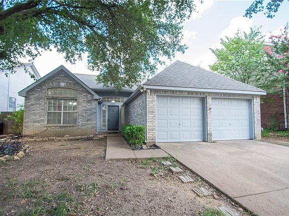 3rd image of 4749 Waterway Dr
