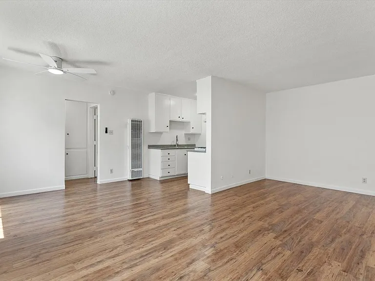 749 Garland Ave — Photo 43