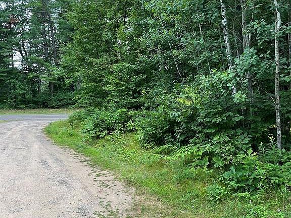 3rd image of 16876 Southview Trail