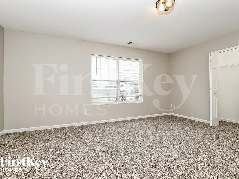 4630 Lauren Woods Ct — Photo 15