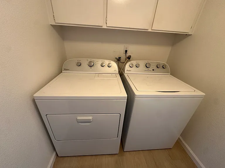 2859 Honeysuckle Cir — Photo 15