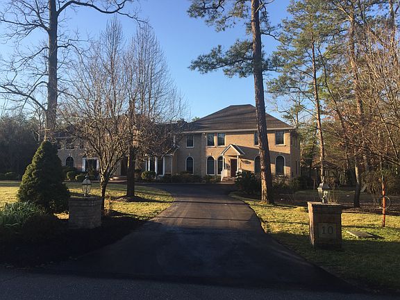 10 Woodsfield - Street View 