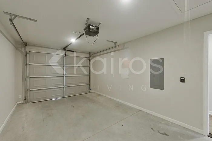 122 Cottage Grove Rd — Photo 17
