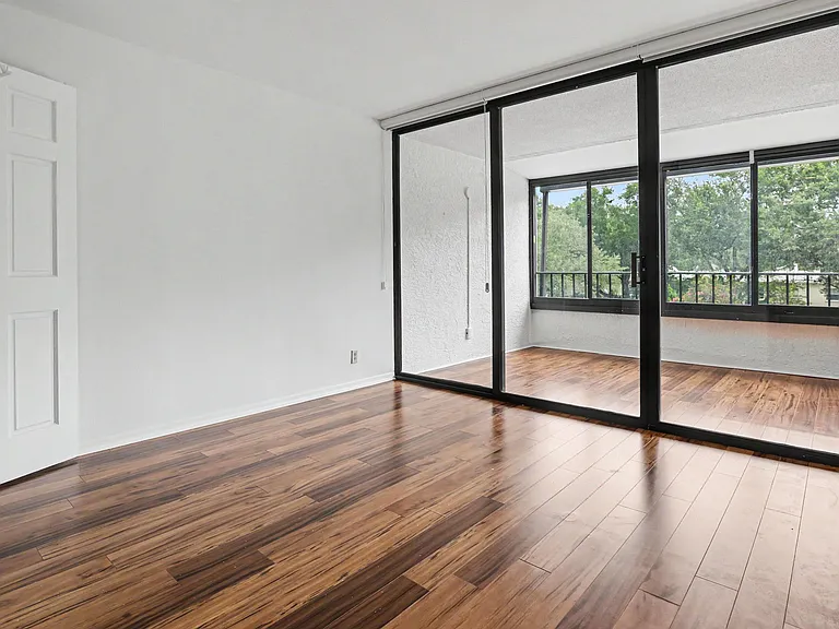 3211 W Swann Ave #302 — Photo 7