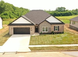 301 Golden Burley Ave, Nicholasville, KY 40356