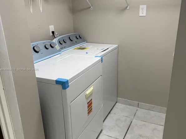 7861 W 29th Way APT 101, Hialeah, FL 33018